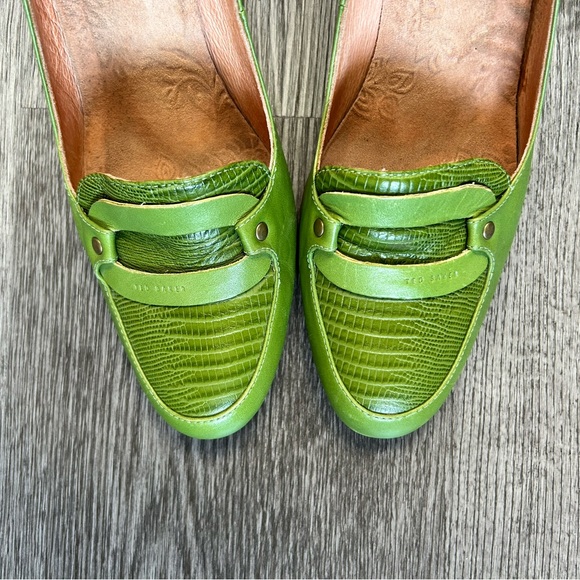 Ted Baker Green Leather Pumps | 7 - Picture 3 of 9